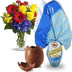 Bright bouquet with Easter egg