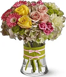 Pastel roses, gerberas and mixed flowers